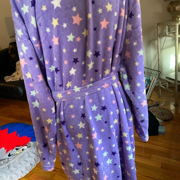 SOLD….Robe - Picture 4 of 4
